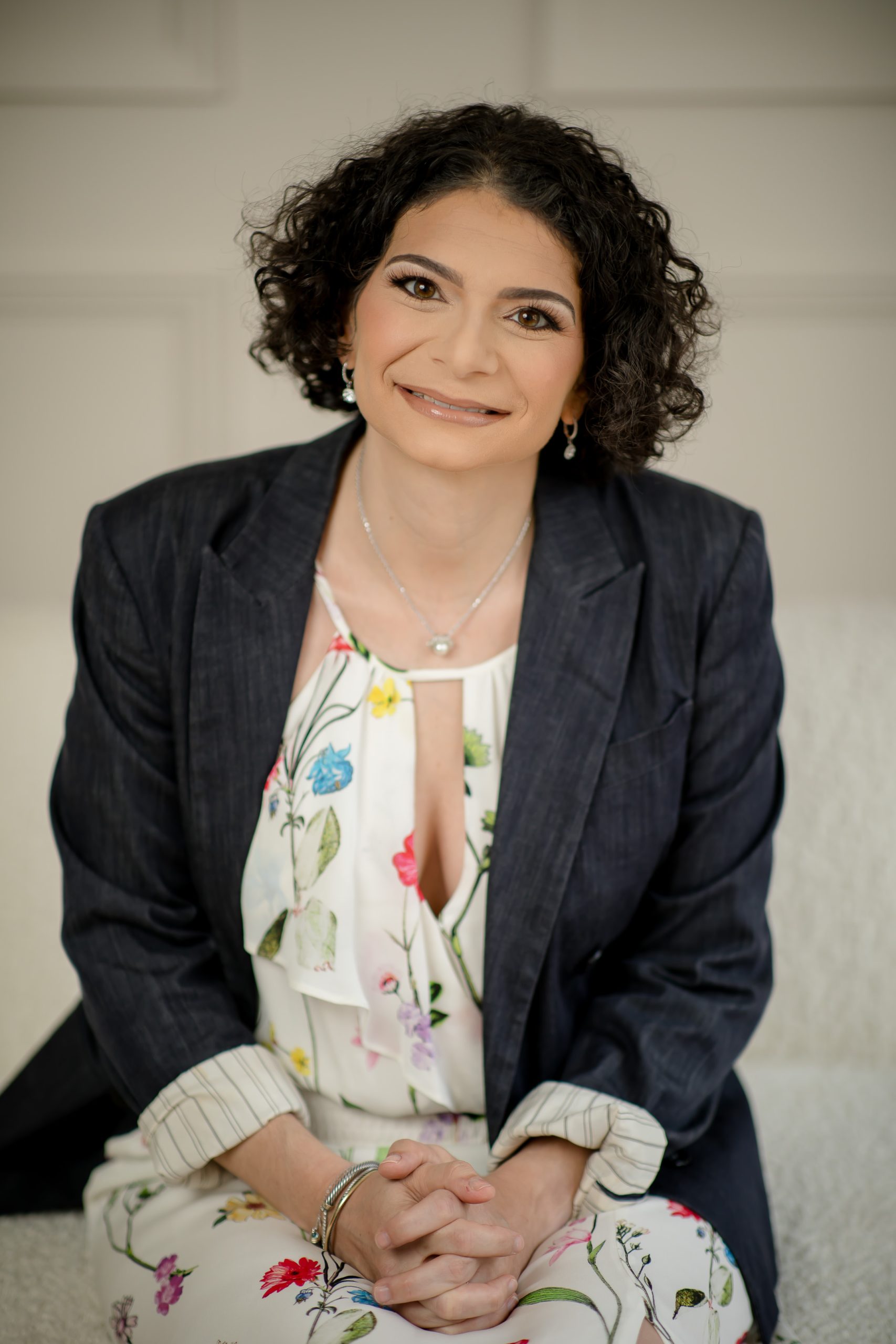 Dr. Samantha Schindelheim